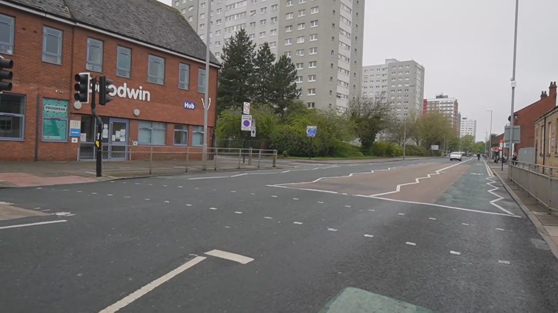 WalkAlongAnlabyRoadMutedRatTrap_chapter13