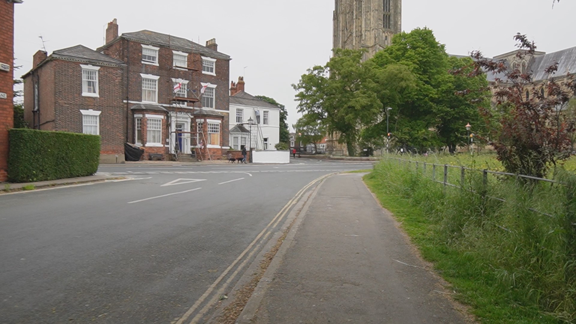 WalkByBeverleyMinsterStartingOnLongLane_chapter19