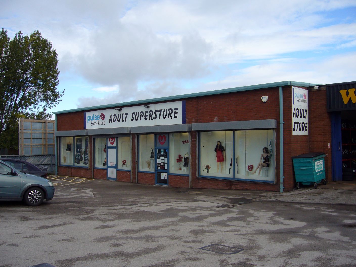 WalkNearDudlyHillIntersection_chapter5